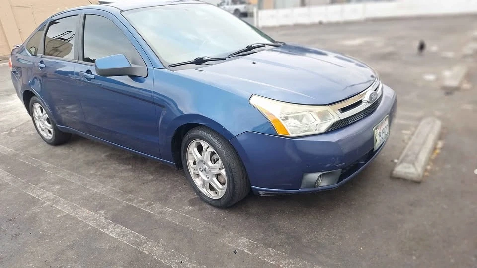 2010 Ford Focus 2nd Gen - Image 12 of 19