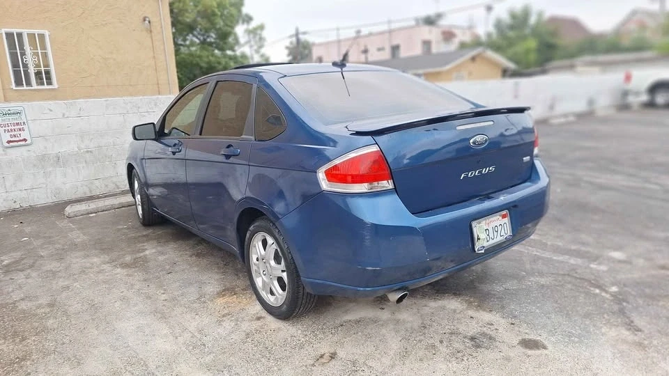 2010 Ford Focus 2nd Gen - Image 16 of 19