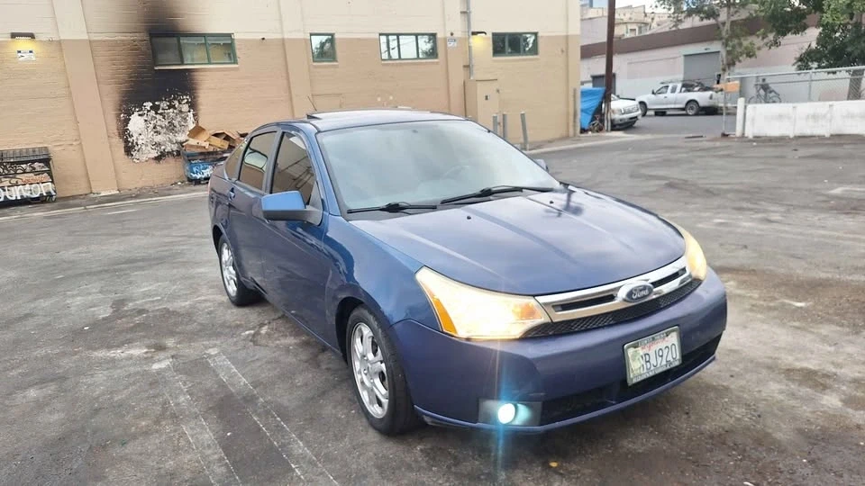 2010 Ford Focus 2nd Gen - Image 14 of 19