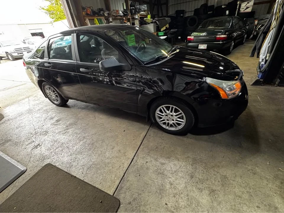 2010 Ford Focus 2nd Gen - Image 8 of 9