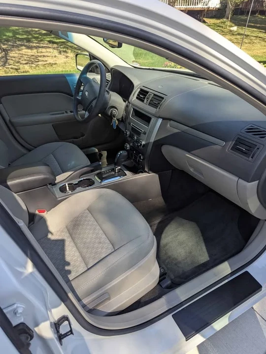 2010 Ford Focus 2nd Gen - Image 4 of 6