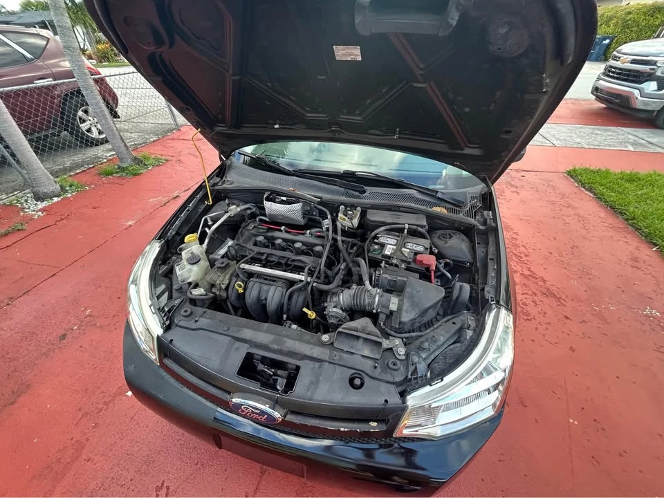 2010 Ford Focus 2nd Gen - Image 17 of 19