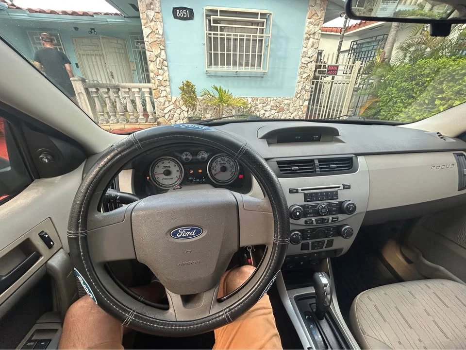 2010 Ford Focus 2nd Gen - Image 15 of 19