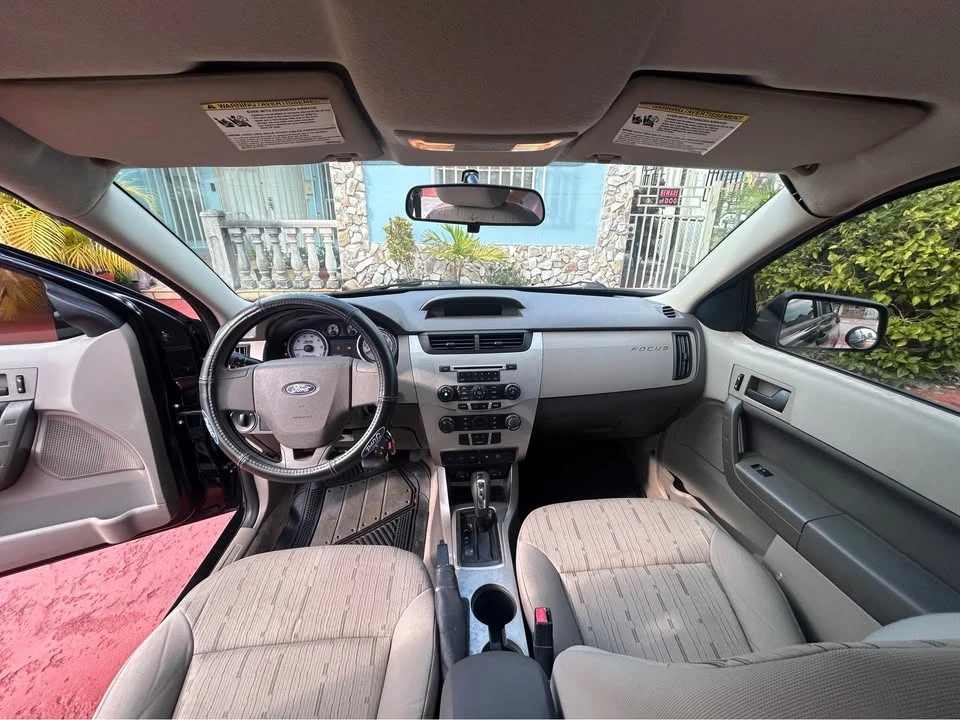 2010 Ford Focus 2nd Gen - Image 13 of 19