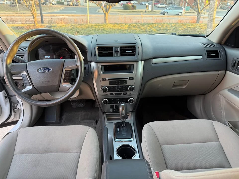 2010 Ford Fusion 1st Gen - Image 5 of 8