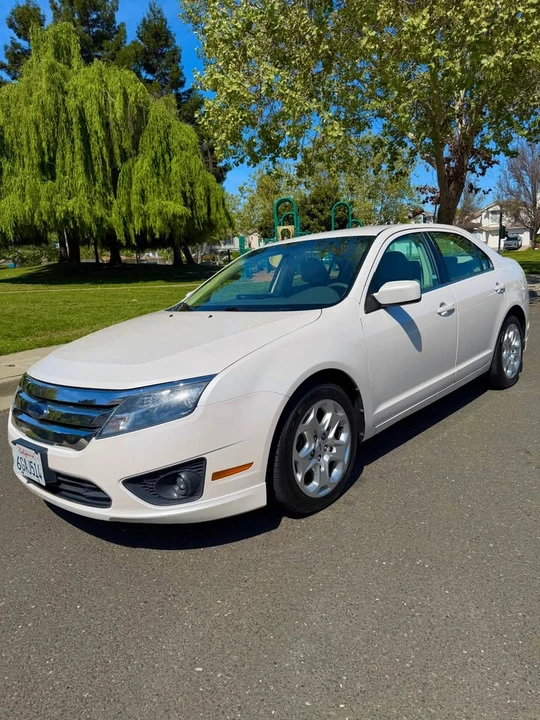 2010 Ford Fusion 1st Gen - Image 3 of 19