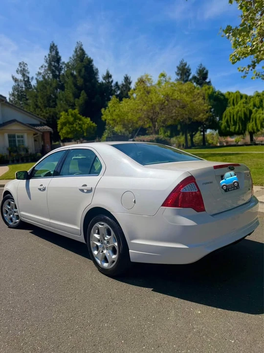 2010 Ford Fusion 1st Gen - Image 5 of 19