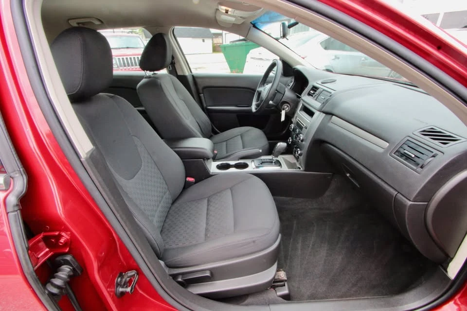 2010 Ford Fusion 1st Gen - Image 17 of 19