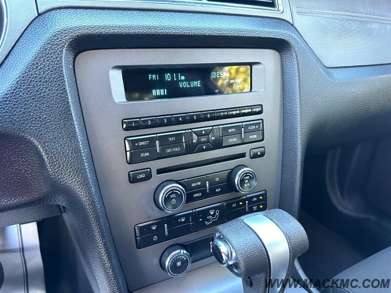 2010 Ford S197 Mustang - Image 13 of 20