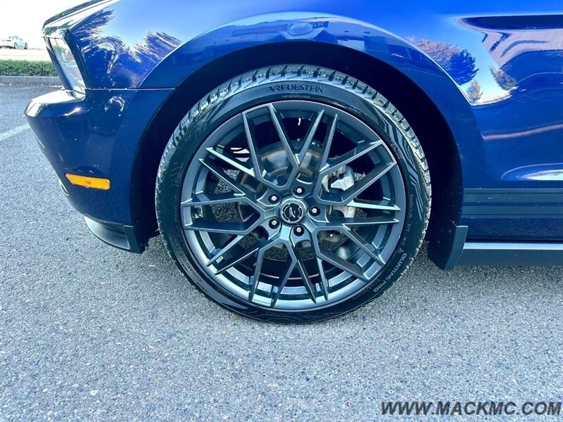 2010 Ford S197 Mustang - Image 10 of 20