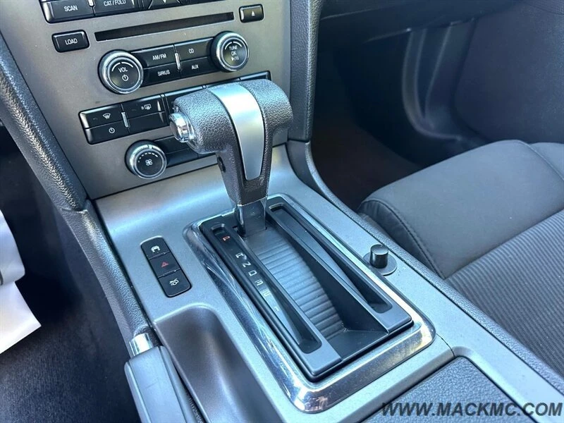 2010 Ford S197 Mustang - Image 12 of 20