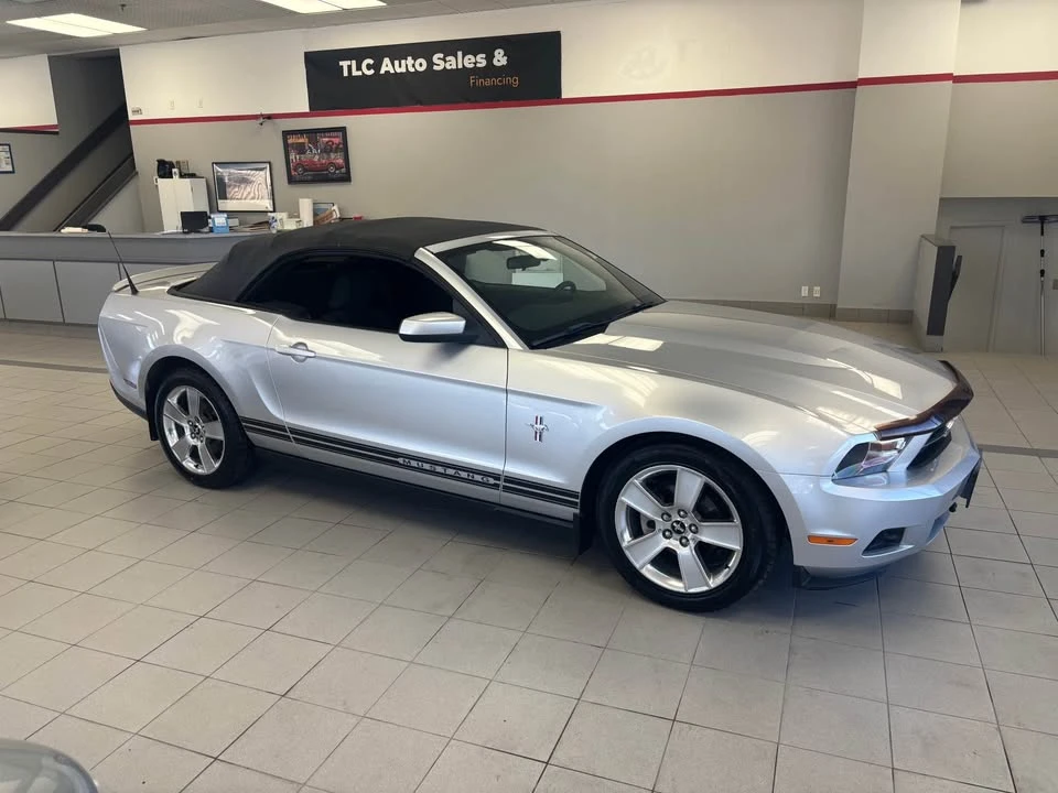 2010 Ford S197 Mustang - Image 11 of 12