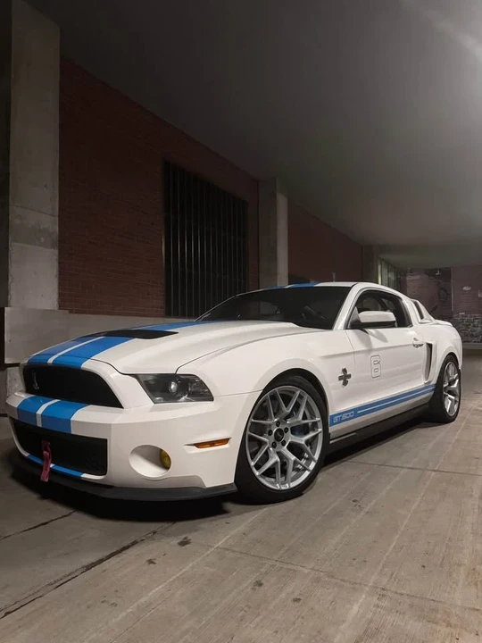2010 Ford S197 Mustang - Image 8 of 14