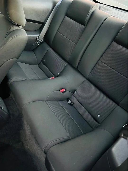 2010 Ford S197 Mustang - Image 9 of 12