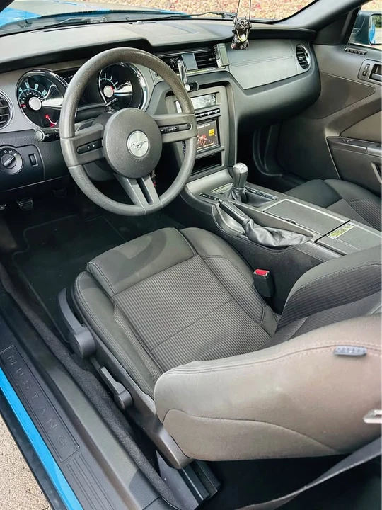 2010 Ford S197 Mustang - Image 10 of 14