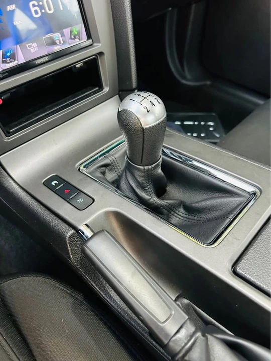 2010 Ford S197 Mustang - Image 9 of 14
