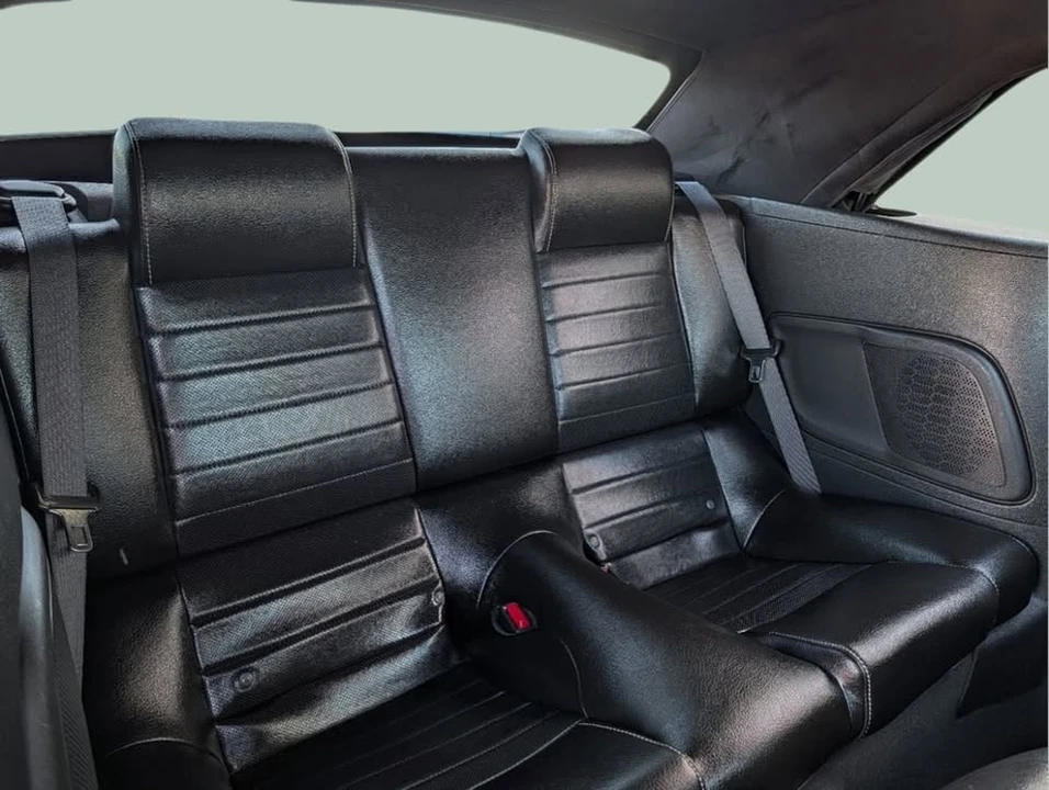 2010 Ford S197 Mustang - Image 11 of 11