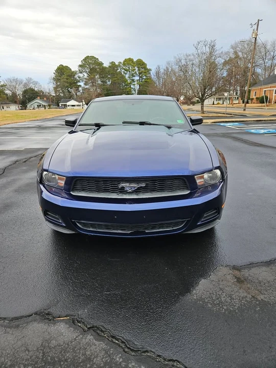 2010 Ford S197 Mustang - Image 2 of 11