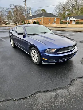 2010 Ford Mustang V6