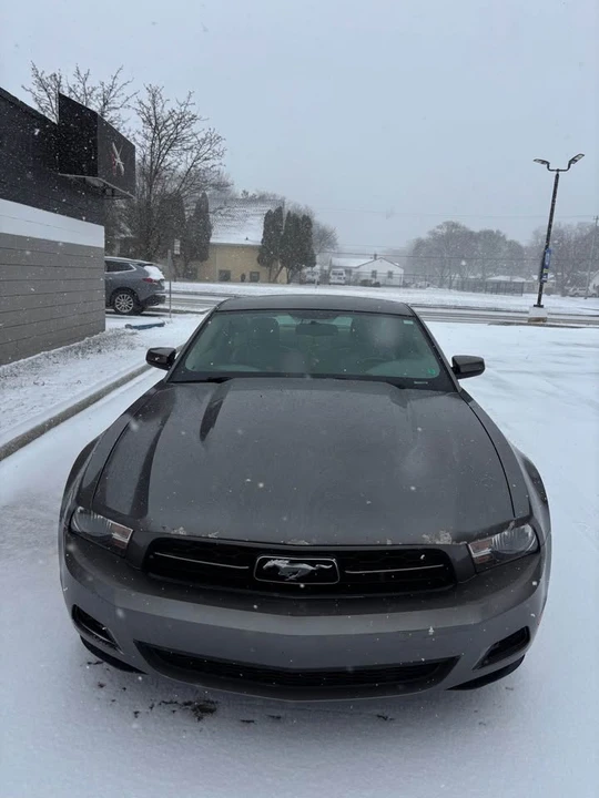 2010 Ford S197 Mustang - Image 3 of 13
