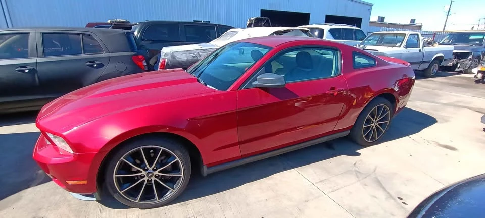 2010 Ford S197 Mustang - Image 7 of 9