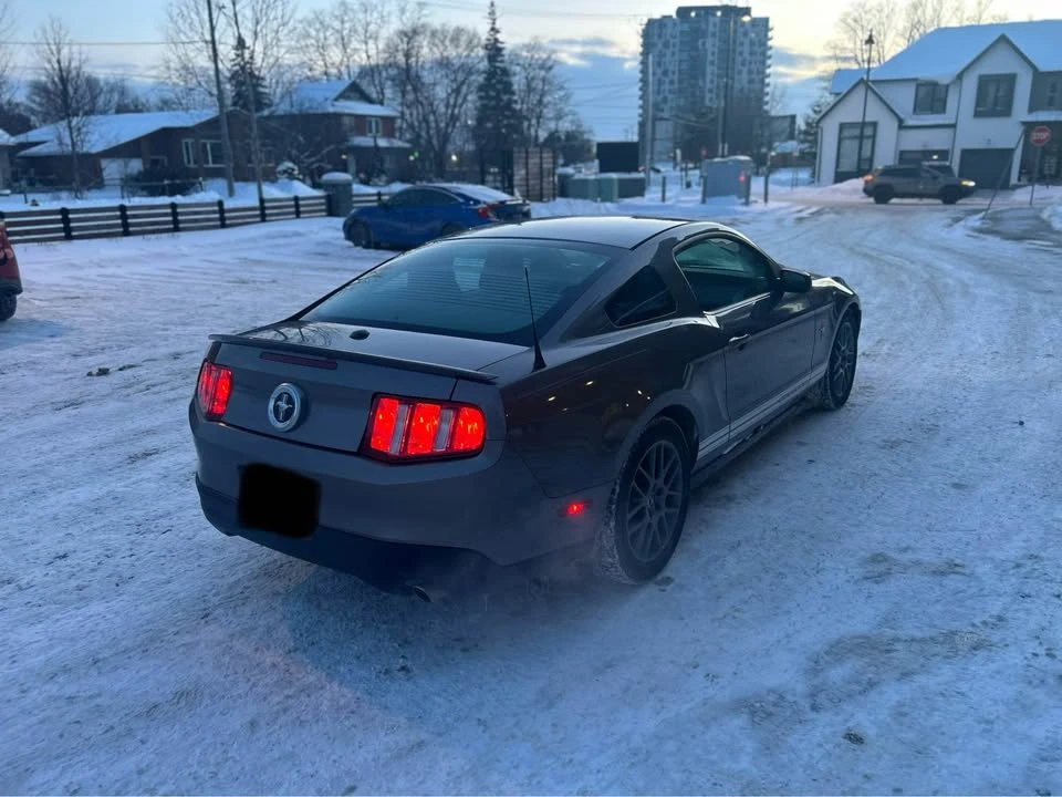 2010 Ford S197 Mustang - Image 2 of 6