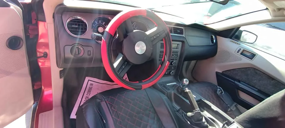 2010 Ford S197 Mustang - Image 3 of 9