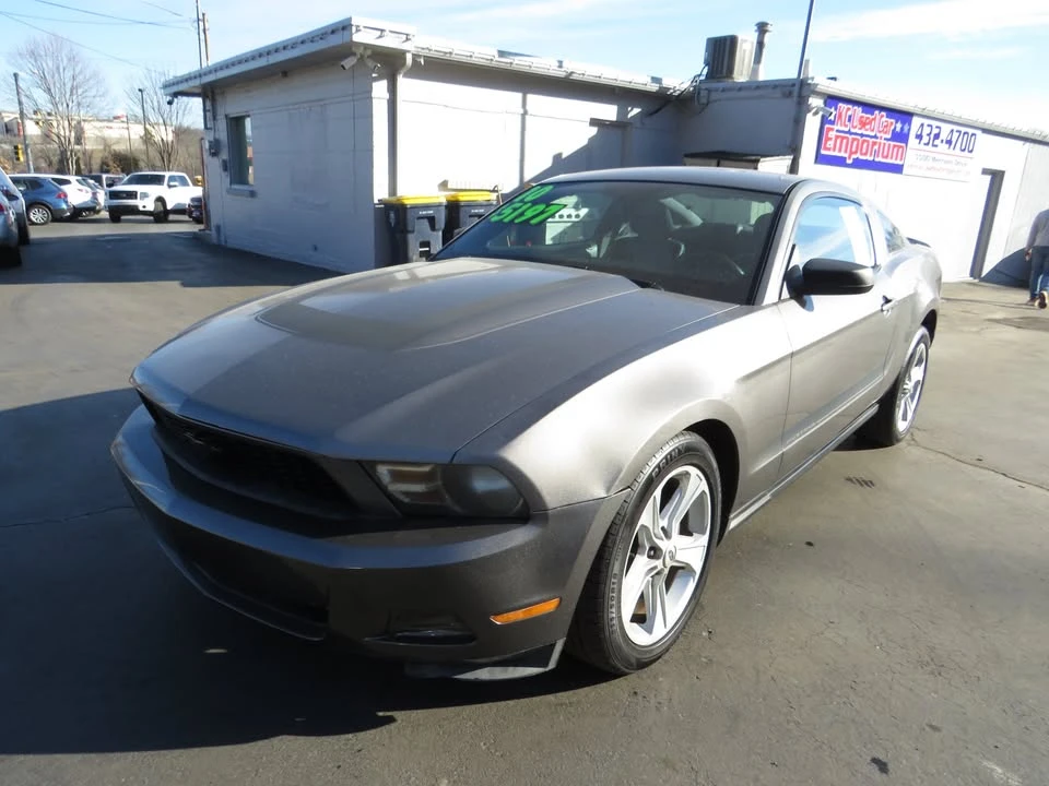 2010 Ford S197 Mustang - Image 2 of 17