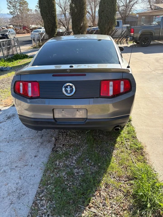 2010 Ford S197 Mustang - Image 7 of 8