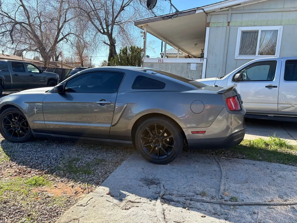 2010 Ford S197 Mustang - Image 8 of 8
