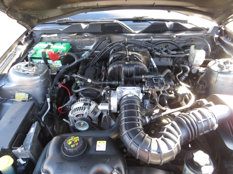2010 Ford S197 Mustang - Image 17 of 17