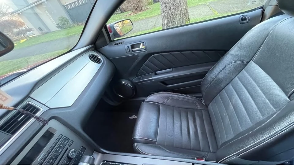 2010 Ford S197 Mustang - Image 9 of 9