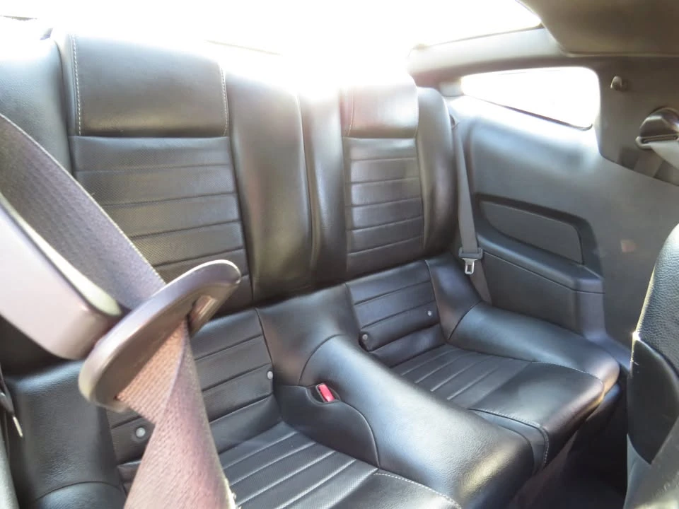 2010 Ford S197 Mustang - Image 14 of 17