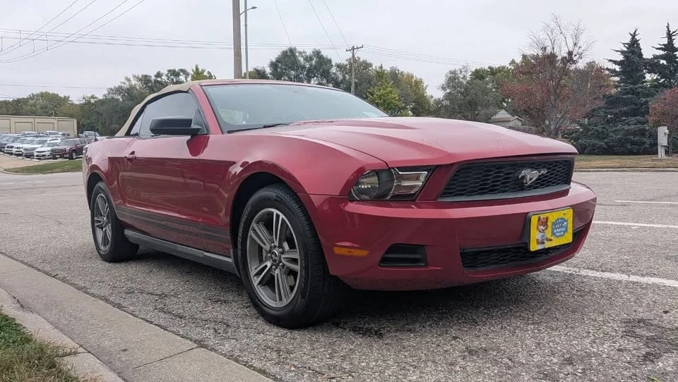2010 Ford S197 Mustang - Image 5 of 19