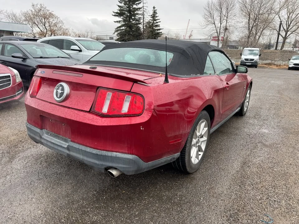 2010 Ford S197 Mustang - Image 4 of 13