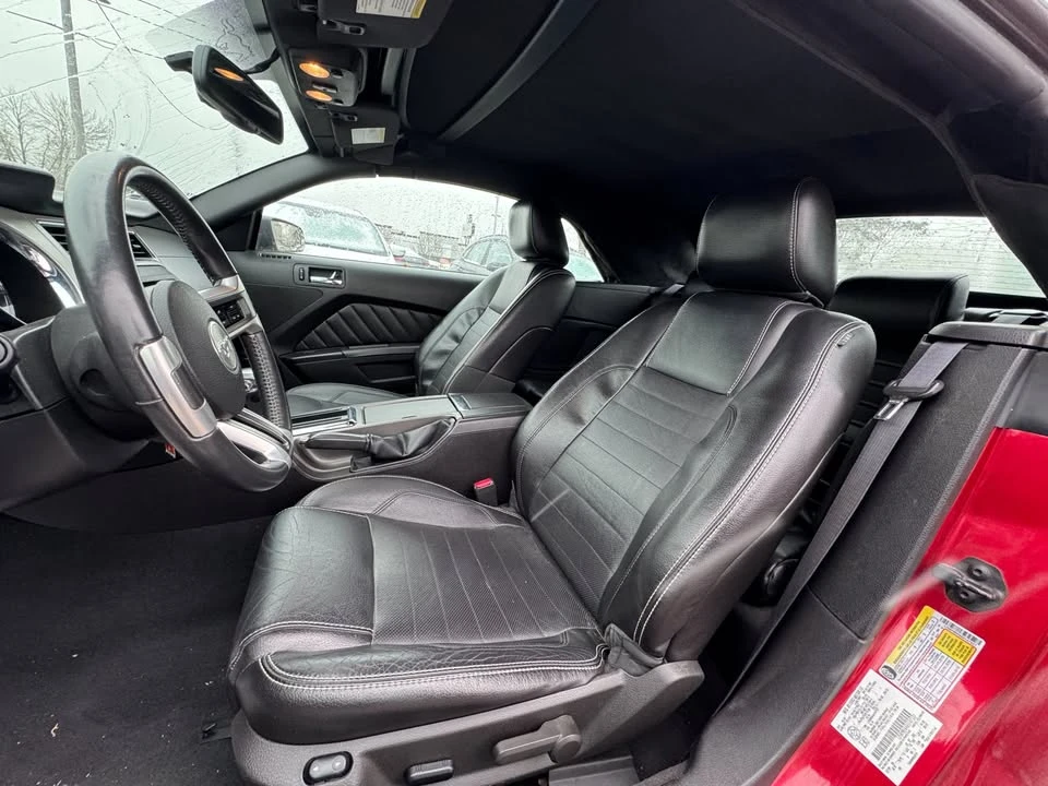 2010 Ford S197 Mustang - Image 4 of 11