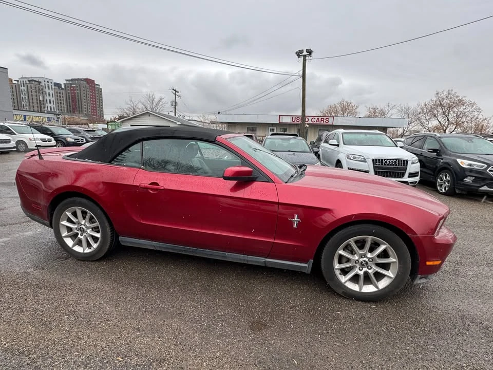 2010 Ford S197 Mustang - Image 2 of 11
