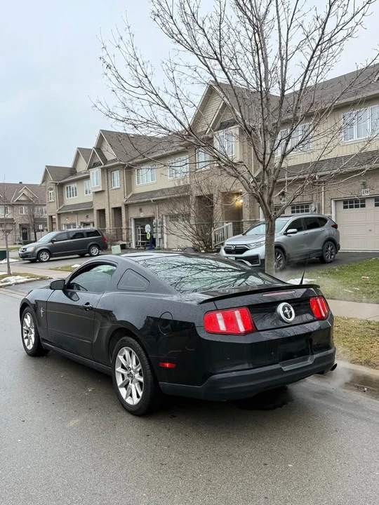 2010 Ford S197 Mustang - Image 2 of 12
