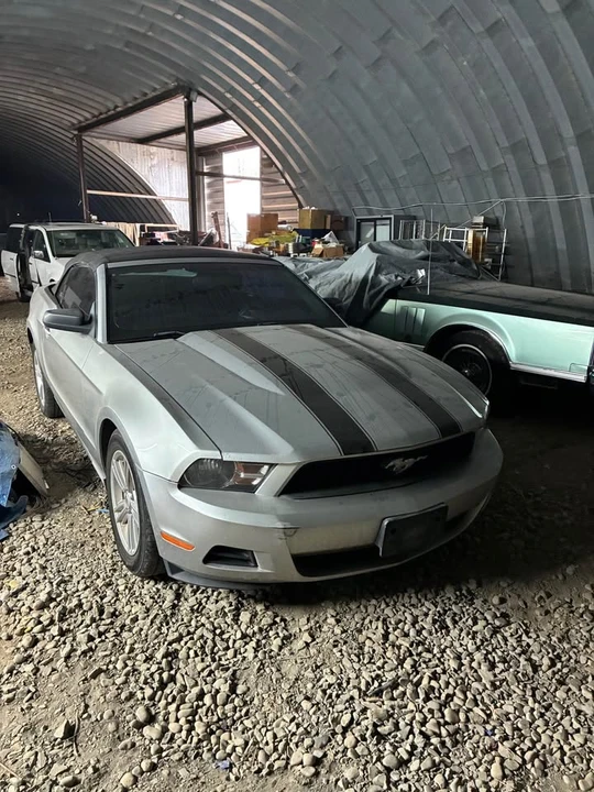 2010 Ford S197 Mustang - Image 3 of 3