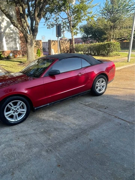 2010 Ford S197 Mustang - Image 7 of 9
