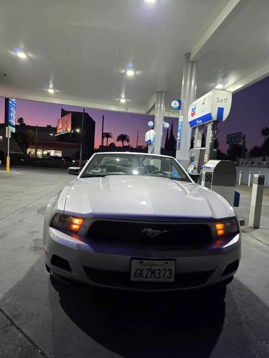 2010 Ford S197 Mustang - Image 10 of 13