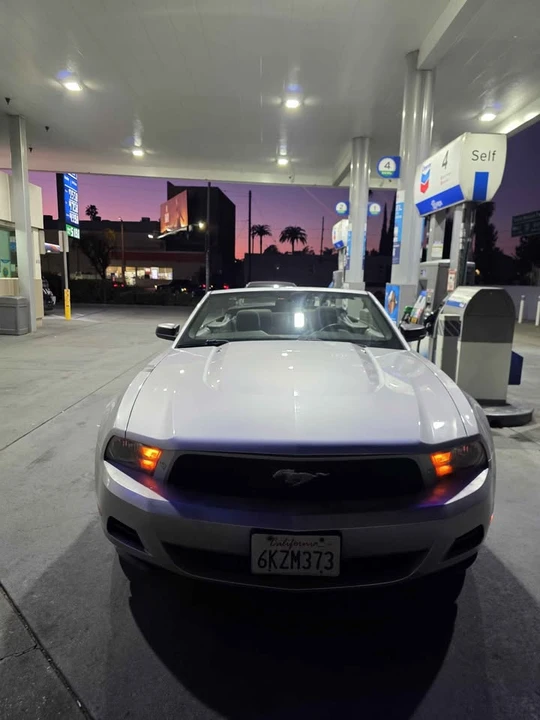 2010 Ford S197 Mustang - Image 6 of 13