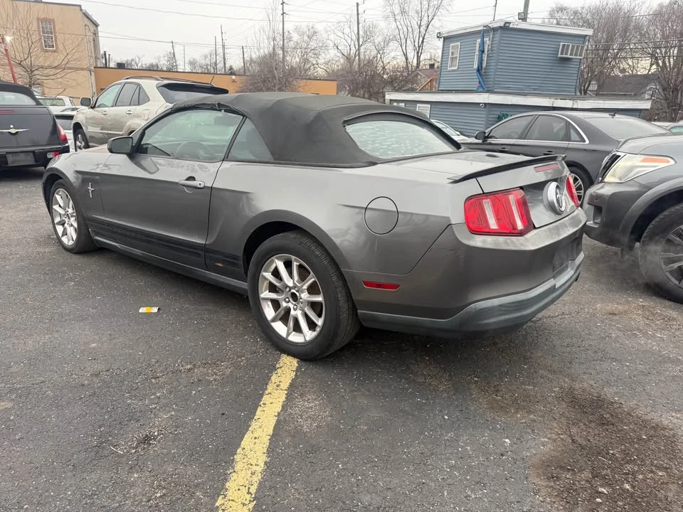2010 Ford S197 Mustang - Image 3 of 12