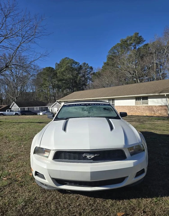 2010 Ford S197 Mustang - Image 2 of 14