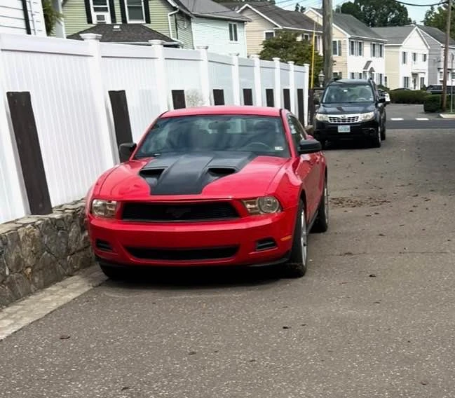 2010 Ford S197 Mustang - Image 13 of 13