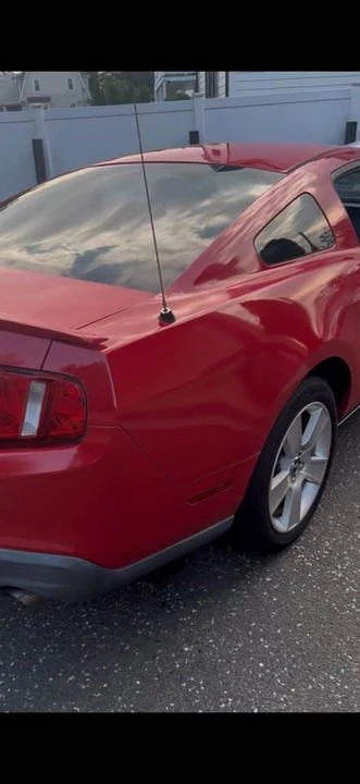 2010 Ford S197 Mustang - Image 11 of 13