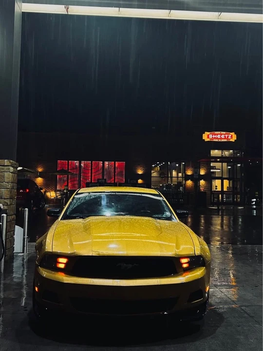 2010 Ford S197 Mustang - Image 3 of 4
