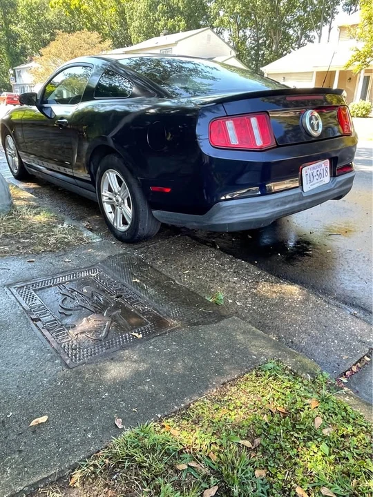 2010 Ford S197 Mustang - Image 4 of 7