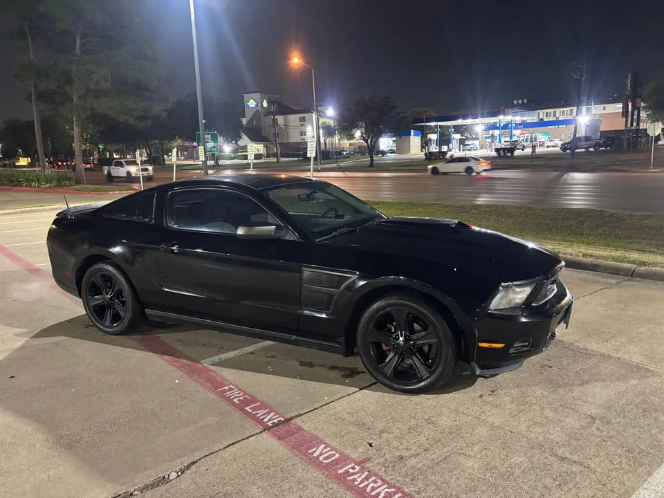 2010 Ford S197 Mustang - Image 3 of 9