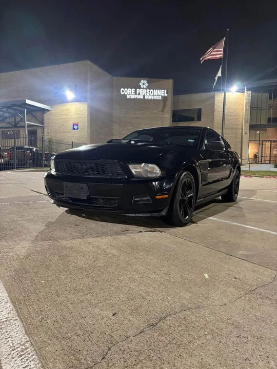 2010 Ford S197 Mustang - Image 2 of 9